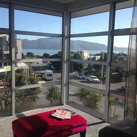 Top Floor Bed And Breakfast Paraparaumu Dış mekan fotoğraf
