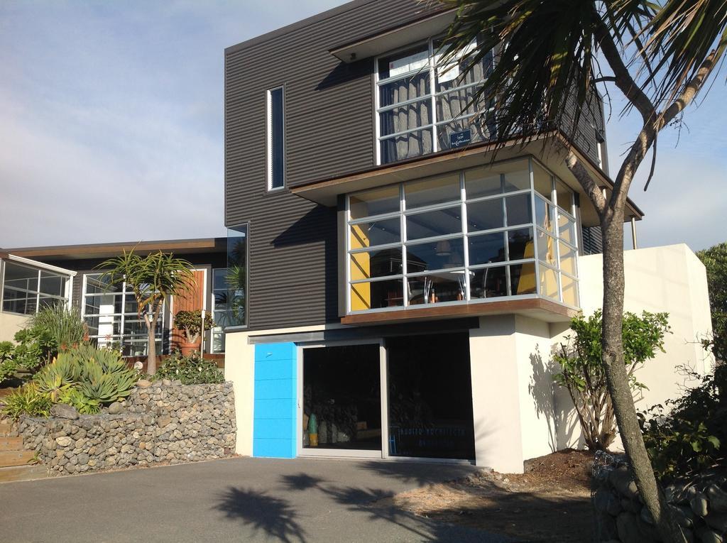 Top Floor Bed And Breakfast Paraparaumu Dış mekan fotoğraf